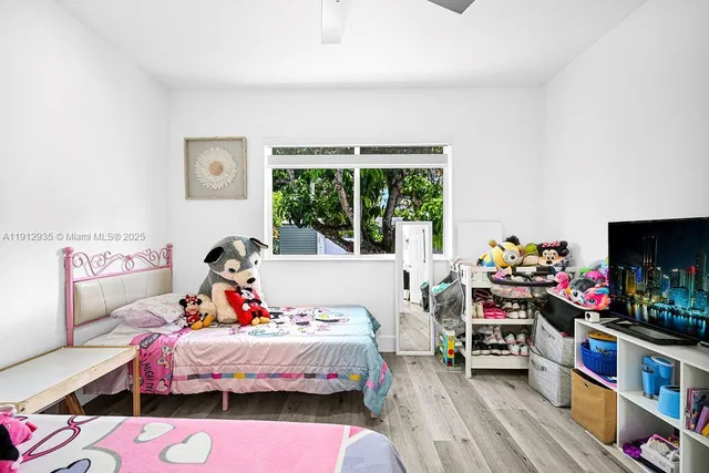 $849,999 | 876 Northeast 81st Street, Miami, FL 33138