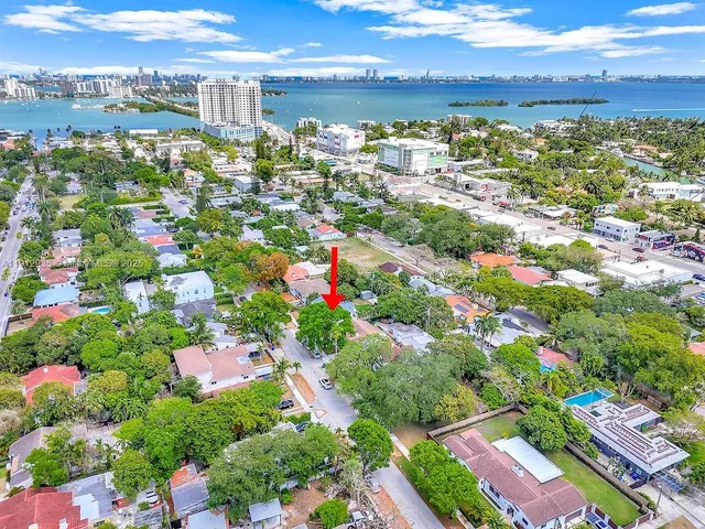 $849,999 | 876 Northeast 81st Street, Miami, FL 33138