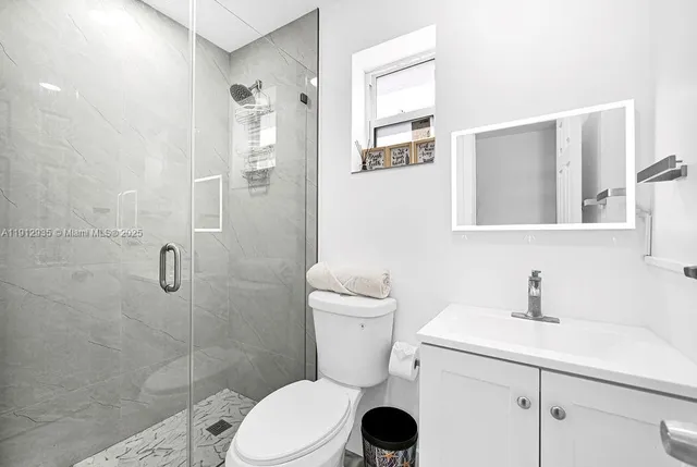 $849,999 | 876 Northeast 81st Street, Miami, FL 33138