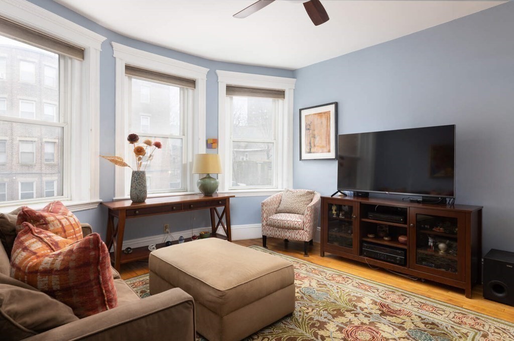 164 Strathmore Road, Unit 6 Boston, MA 02135 - Photo 2 of 8 Gallery Image 2