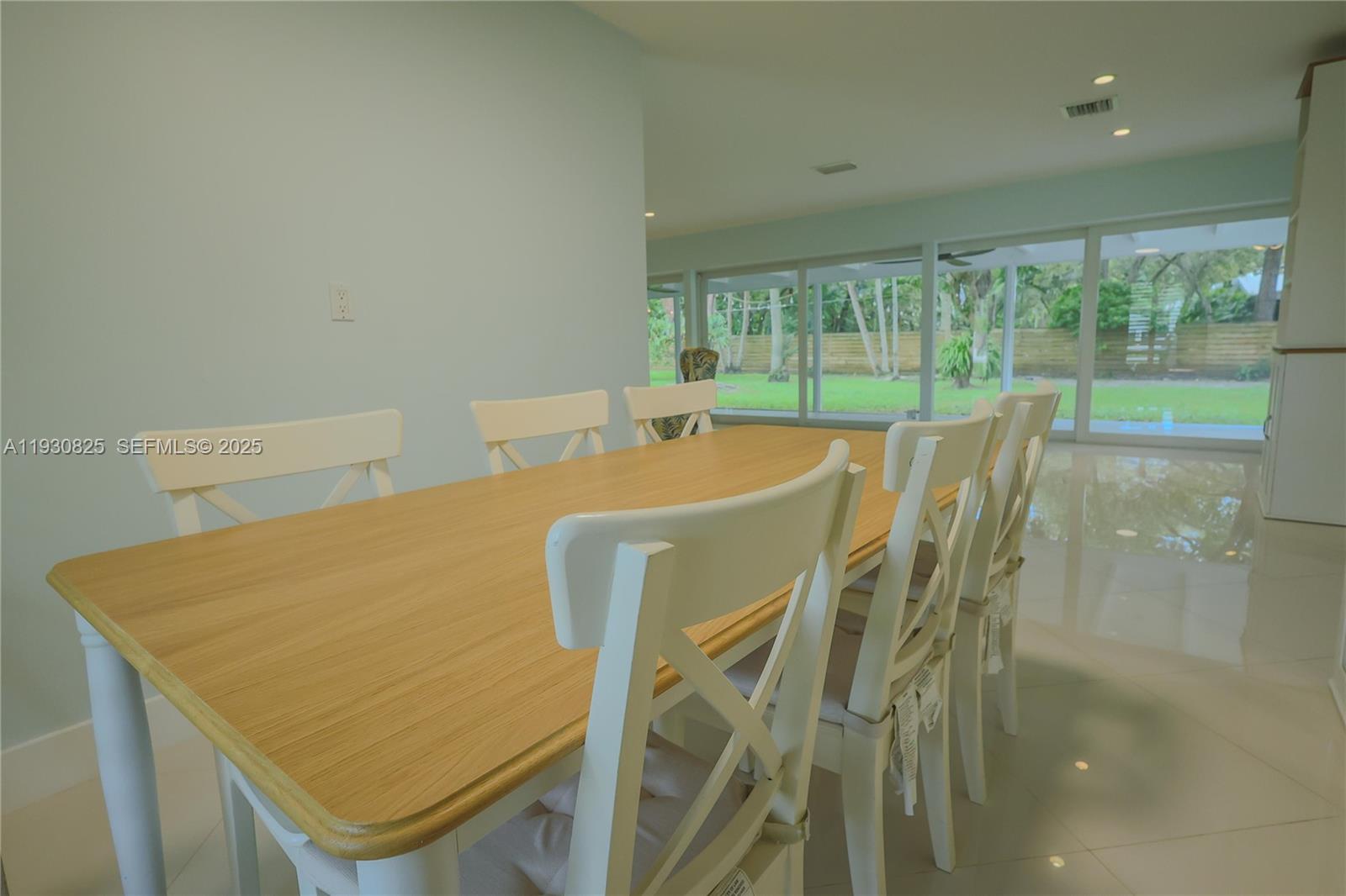 9870 Southwest 96th Street Miami, FL 33176 - Photo 11 of 13