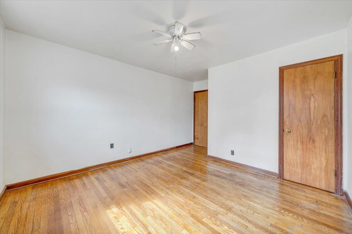 8793 Dickerson Mill Road Moneta, VA 24121 - Photo 19 of 50 26-MIB05815