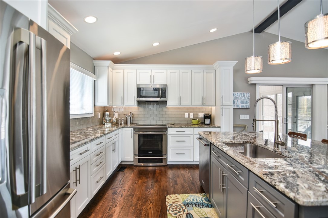 23072 McDonald Point Road Seneca, SC 29672 - Photo 12 of 41