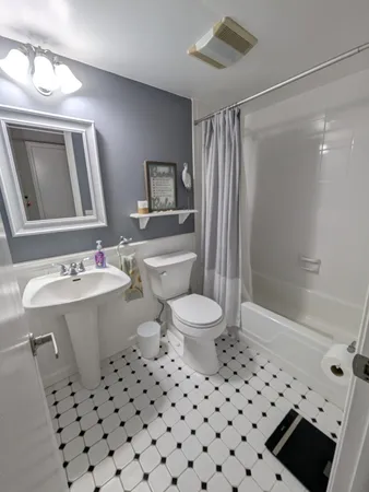 $3,000 | 740 East Ocean Avenue, Unit 205, Boynton Beach, FL 33435