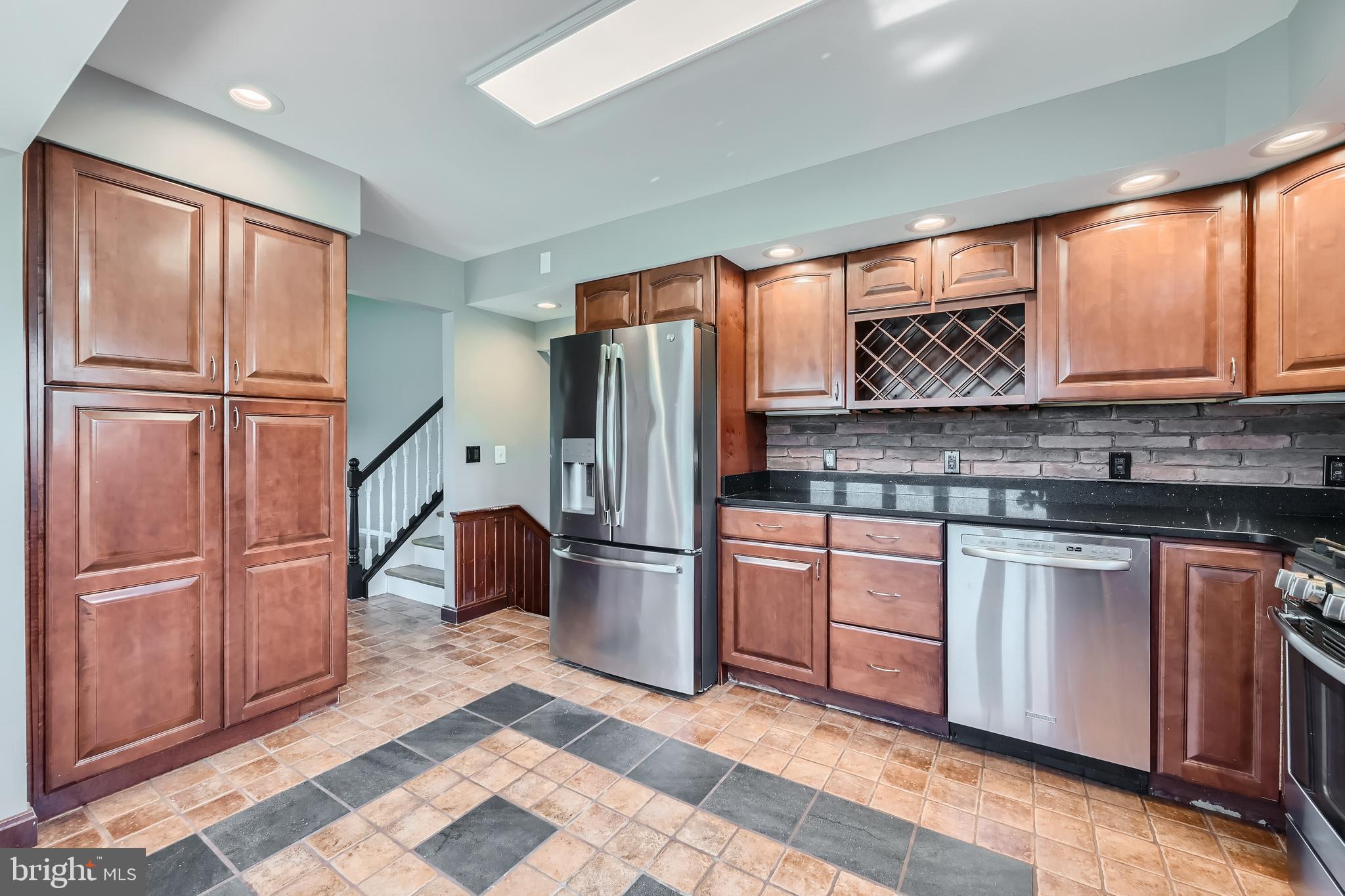 7702 Beekay Road Sparrows Point, MD 21219 - Photo 9 of 27 Gallery Image 9
