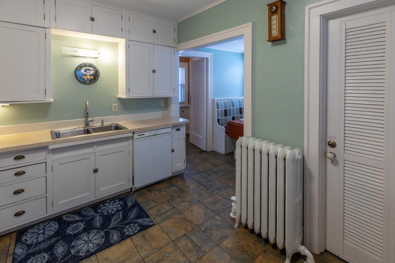 329 Dahl Street Rhinelander, WI 54501 - Photo 7 of 68 Gallery Image 7