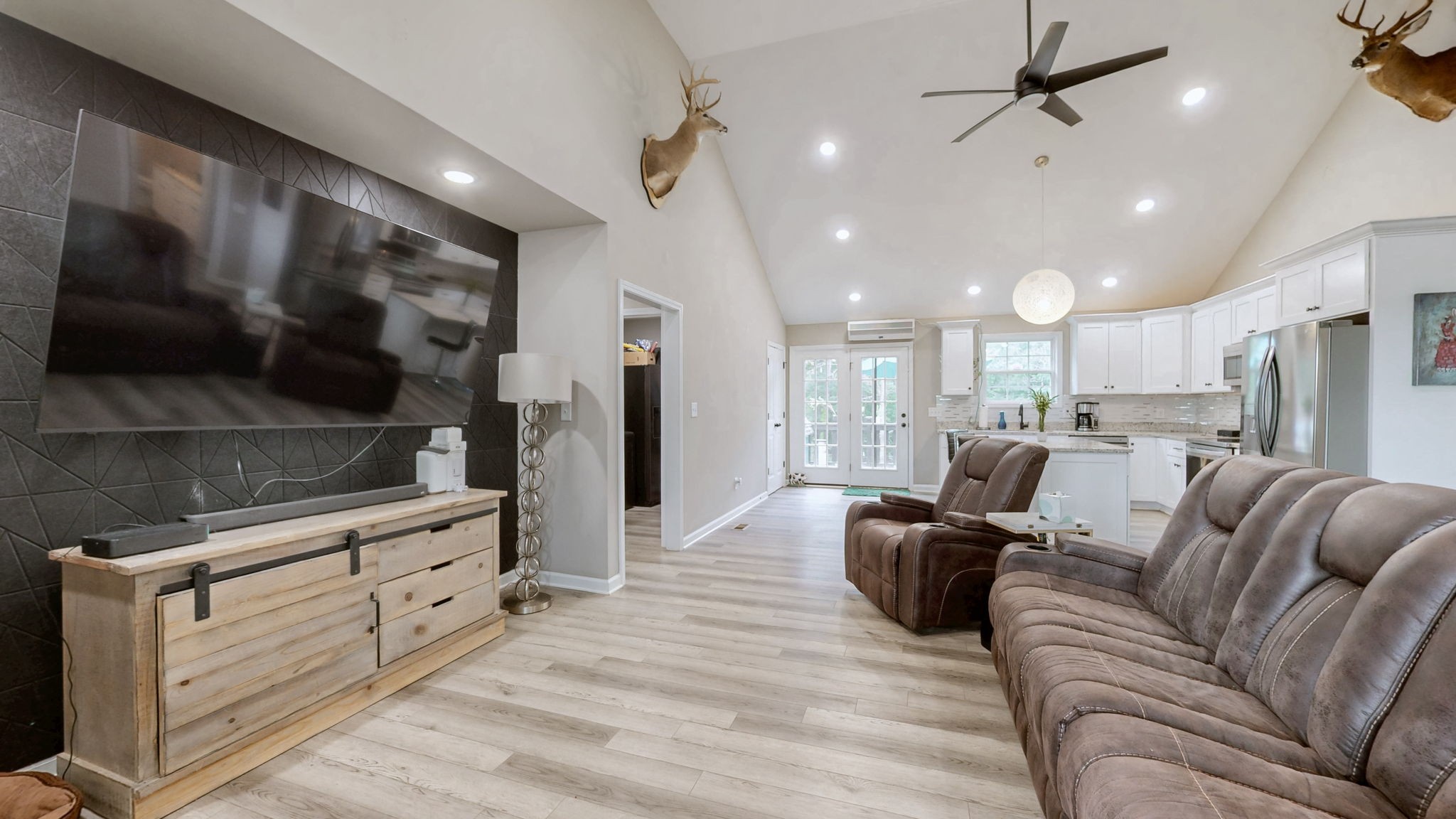 785 Grindstone Hollow Road Dickson, TN 37055 - Photo 3 of 41 Gallery Image 3