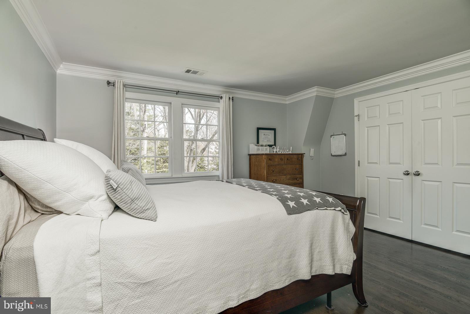 8206 Burning Tree Road Bethesda, MD 20817 - Photo 20 of 37 Bedroom 4