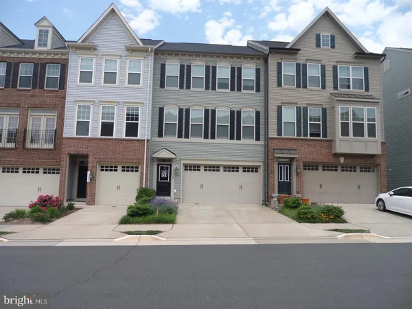 $3,300 | 43348 Polenta Terrace, Chantilly, VA 20152