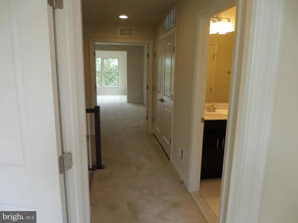 $3,300 | 43348 Polenta Terrace, Chantilly, VA 20152