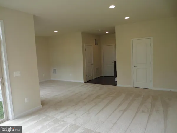 $3,300 | 43348 Polenta Terrace, Chantilly, VA 20152