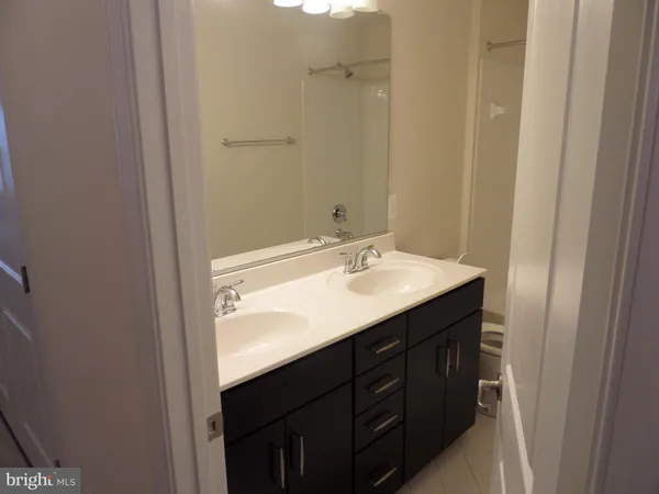$3,300 | 43348 Polenta Terrace, Chantilly, VA 20152