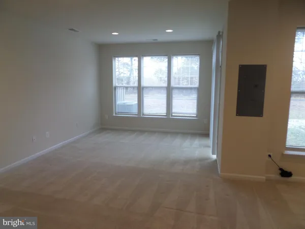 $3,300 | 43348 Polenta Terrace, Chantilly, VA 20152