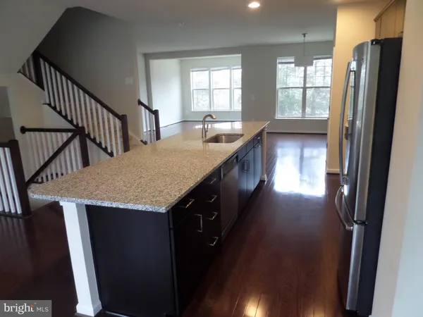 $3,300 | 43348 Polenta Terrace, Chantilly, VA 20152