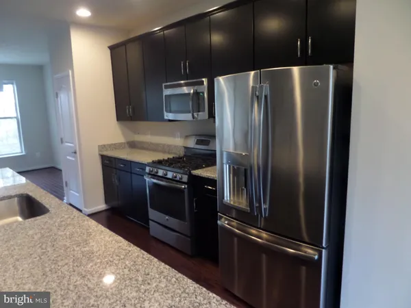 $3,300 | 43348 Polenta Terrace, Chantilly, VA 20152