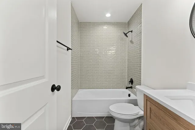 $475,000 | 17196 Self Drive, King George, VA 22485