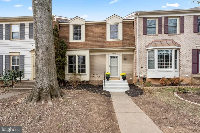 $750,000 | 9637 Scotch Haven Drive, Vienna, VA 22181