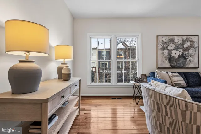 $750,000 | 9637 Scotch Haven Drive, Vienna, VA 22181