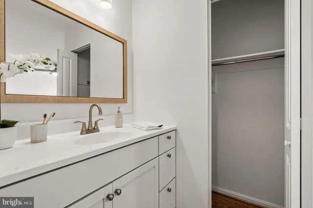 $750,000 | 9637 Scotch Haven Drive, Vienna, VA 22181