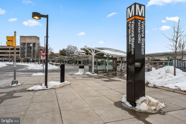 $750,000 | 9637 Scotch Haven Drive, Vienna, VA 22181