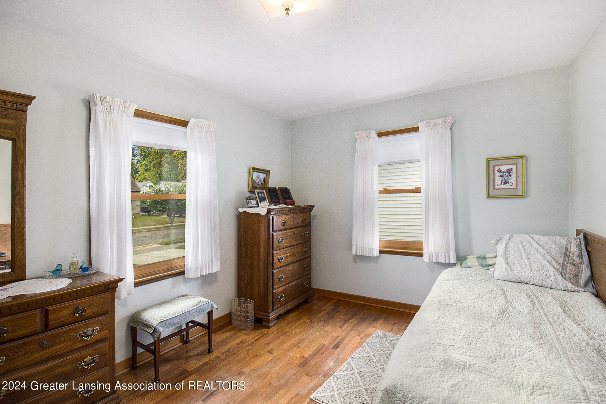 1718 West Rundle Avenue Lansing, MI 48910 - Photo 6 of 13 008_img_7569