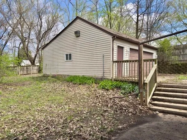 $150,000 | 1722-1724 Lyran Avenue, Rockford, IL 61109