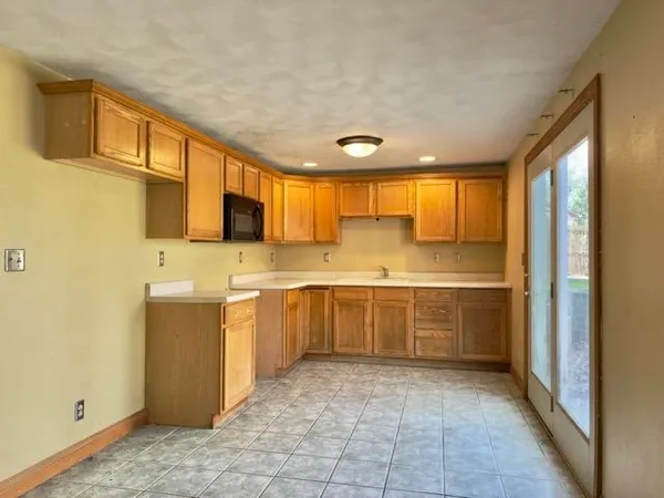 $150,000 | 1722-1724 Lyran Avenue, Rockford, IL 61109