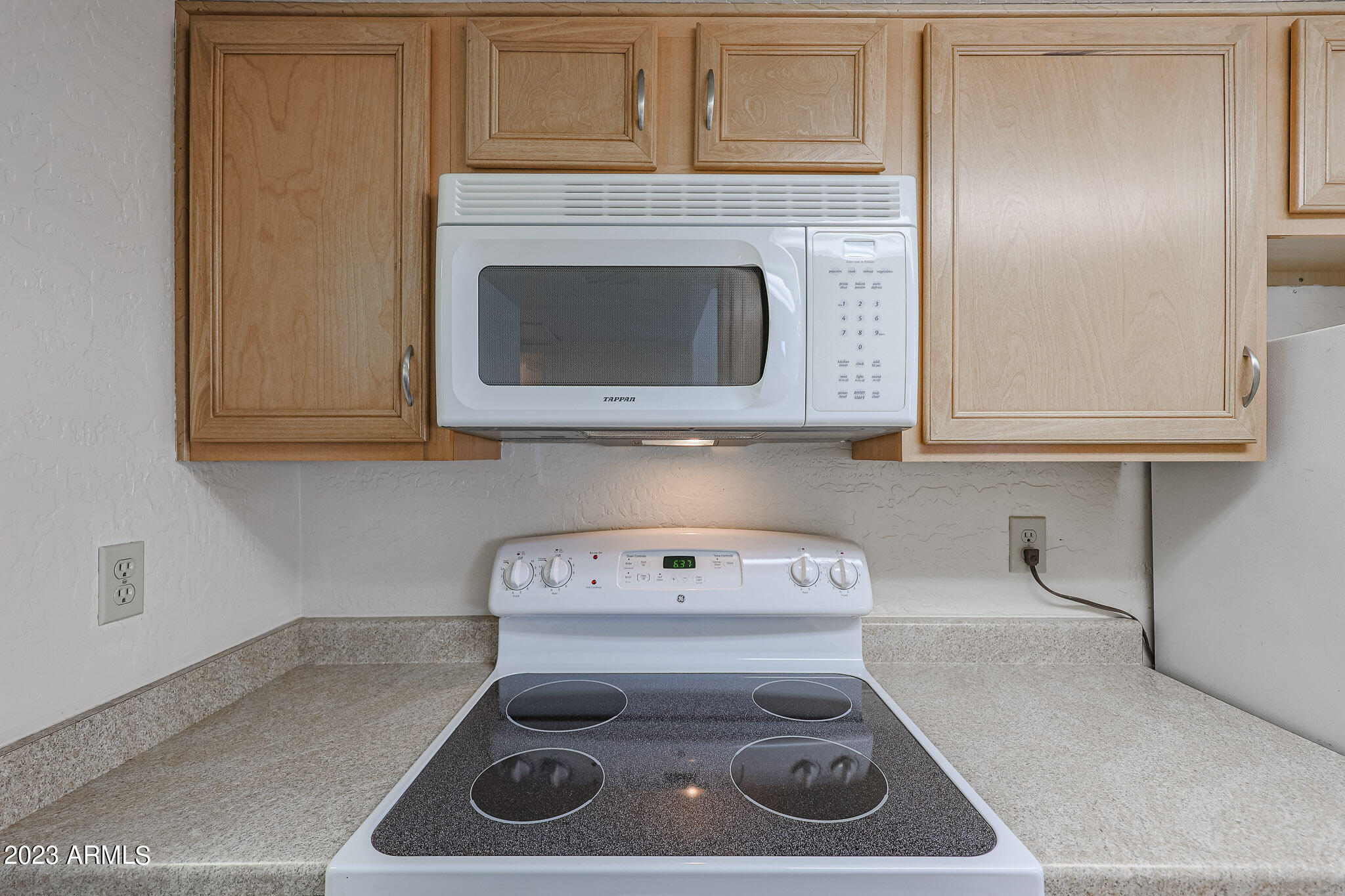 12123 West Bell Road, Unit 206 Surprise, AZ 85378 - Photo 12 of 28 Kitchen