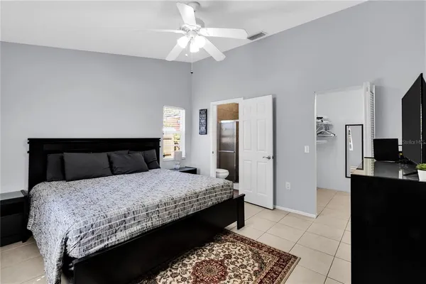 $2,850 | 2648 Nassau Street, Sarasota, FL 34231