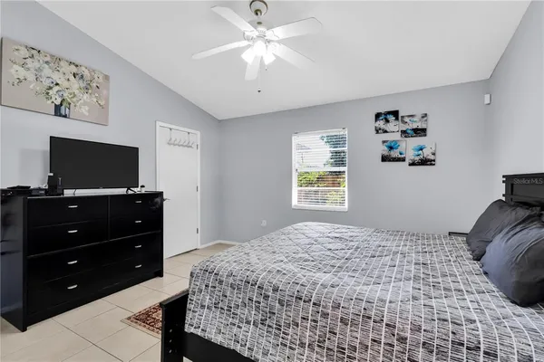 $2,850 | 2648 Nassau Street, Sarasota, FL 34231