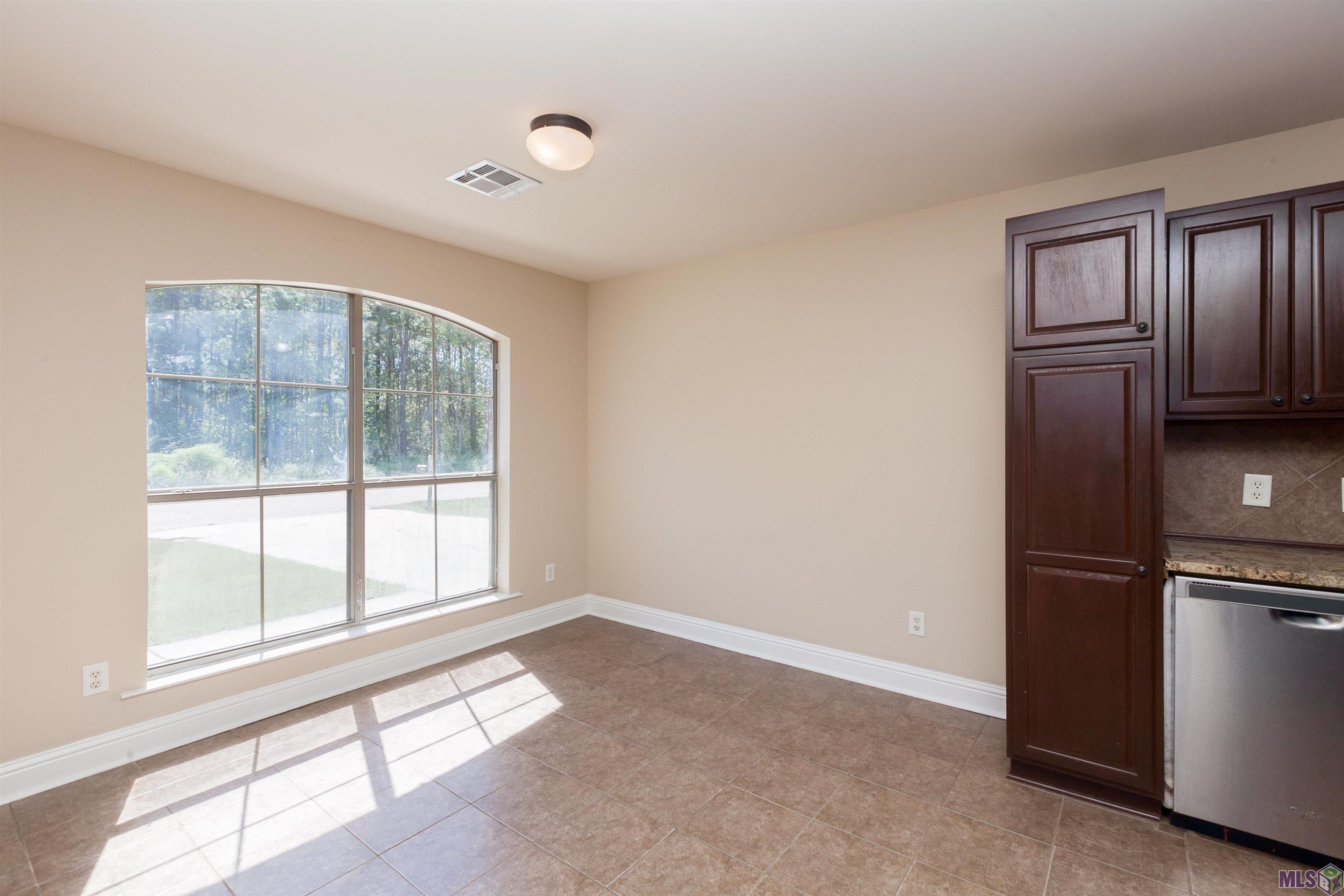 26121 Bobby Gill Road Denham Springs, LA 70726 - Photo 12 of 28 Gallery Image 12