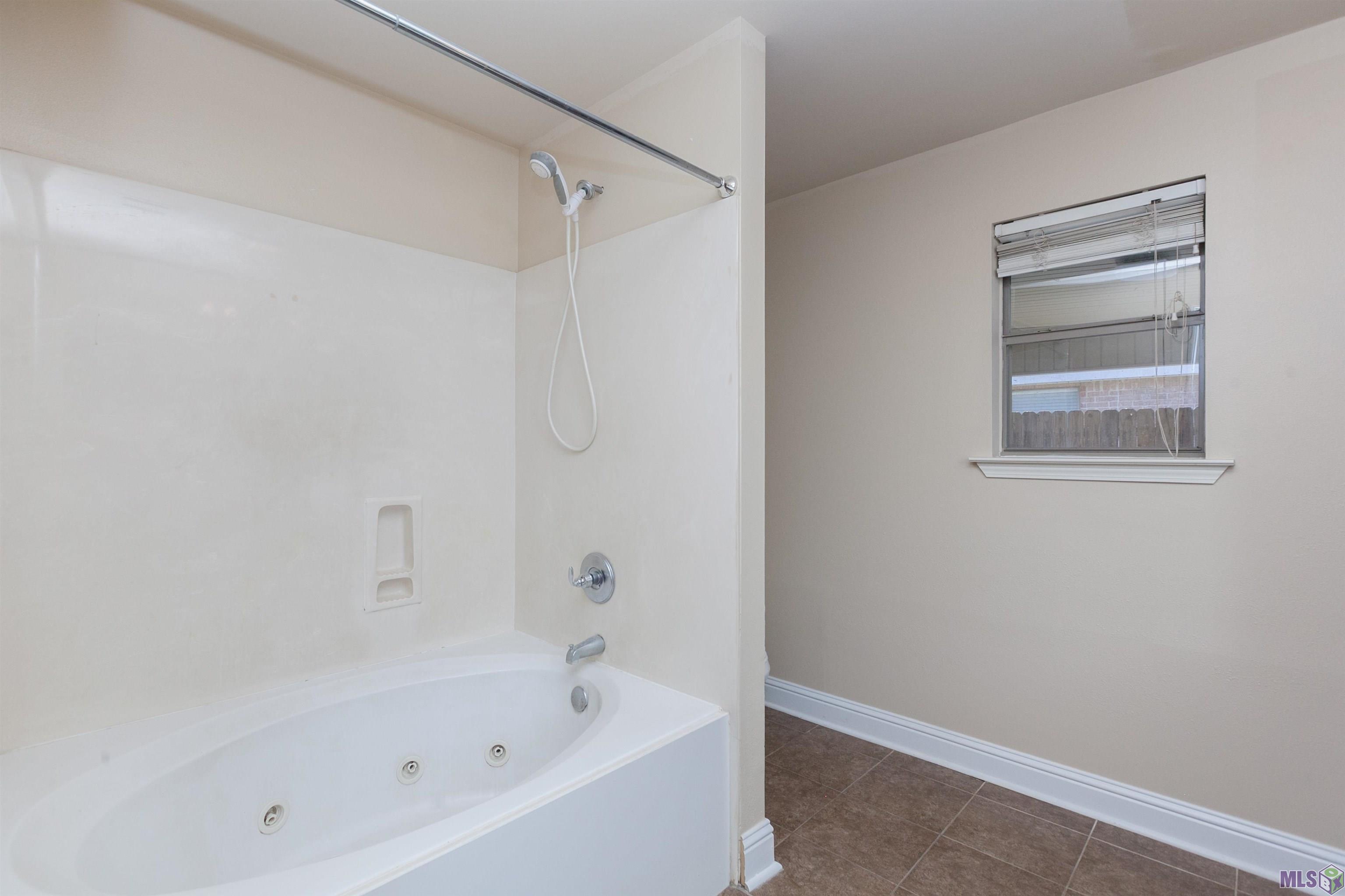26121 Bobby Gill Road Denham Springs, LA 70726 - Photo 19 of 28 Gallery Image 19