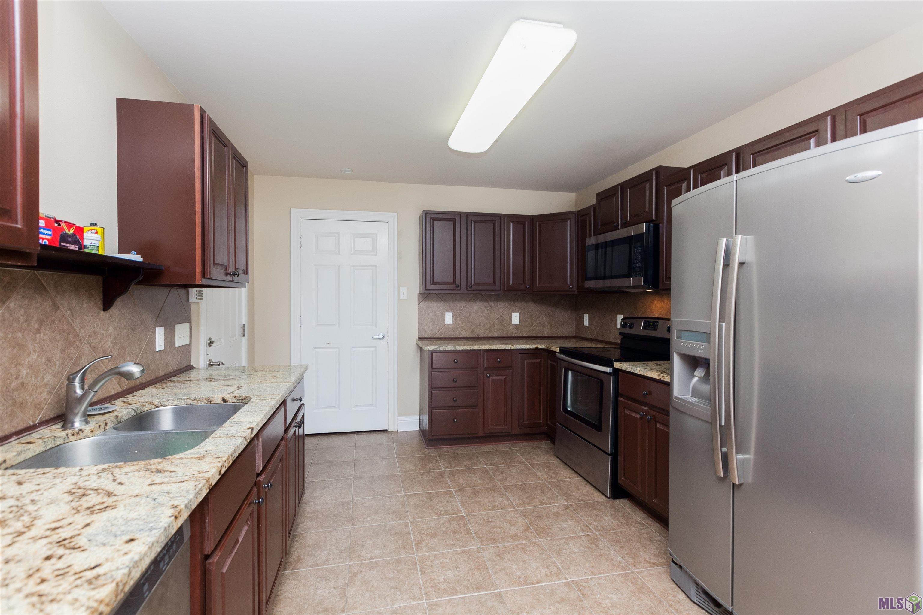 26121 Bobby Gill Road Denham Springs, LA 70726 - Photo 8 of 28 Gallery Image 8