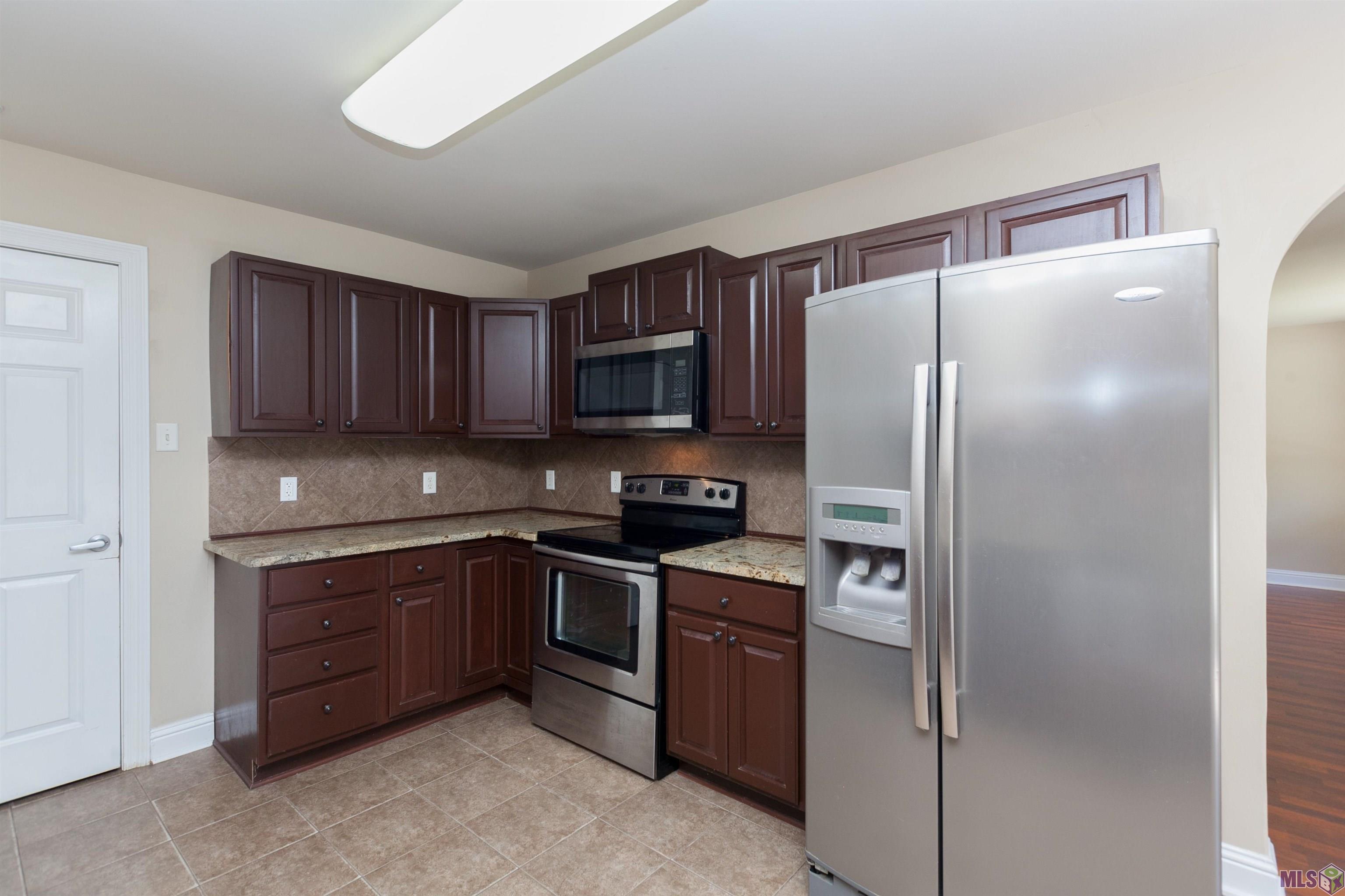 26121 Bobby Gill Road Denham Springs, LA 70726 - Photo 9 of 28 Gallery Image 9