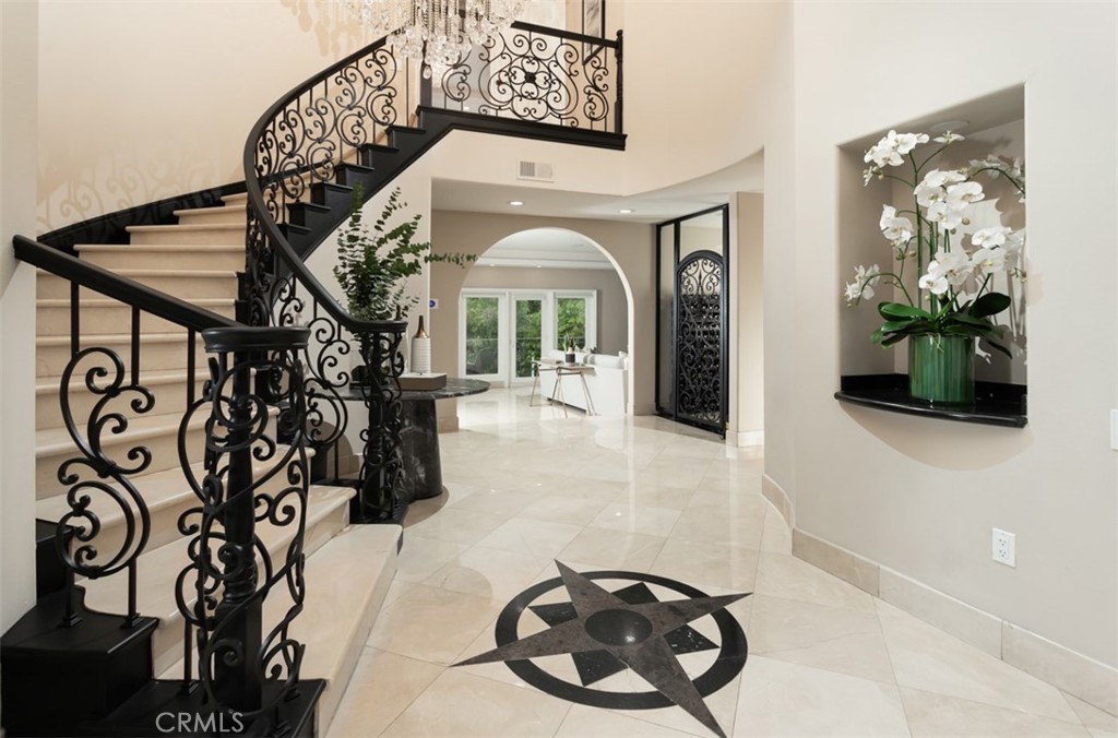 10282 Ambervale Lane North Tustin, CA 92705 - Photo 7 of 41 a view of entryway and hall