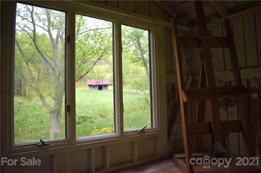 501 Sandy Branch Road Bakersville, NC 28705 - Photo 17 of 48 Gallery Image 17