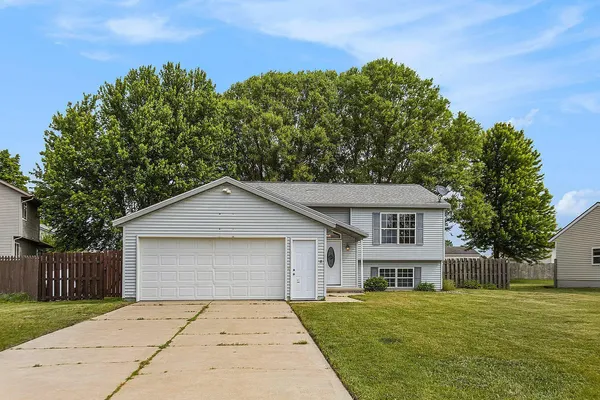 $280,000 | 11752 Deerfield Drive, Ravenna, MI 49451