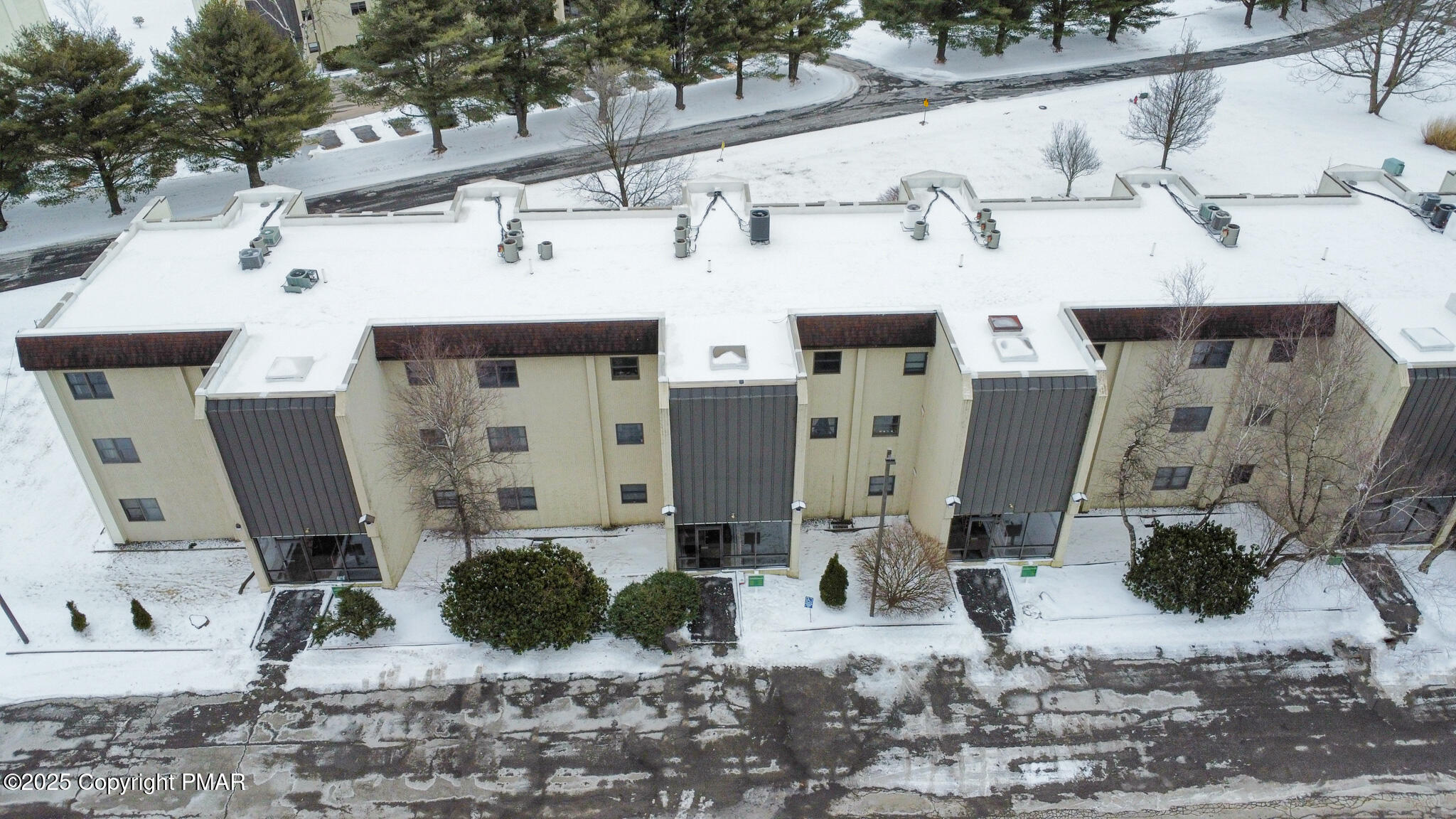 130 Foxfire Drive, Unit 103 Mount Pocono, PA 18344 - Photo 5 of 38 a view of city