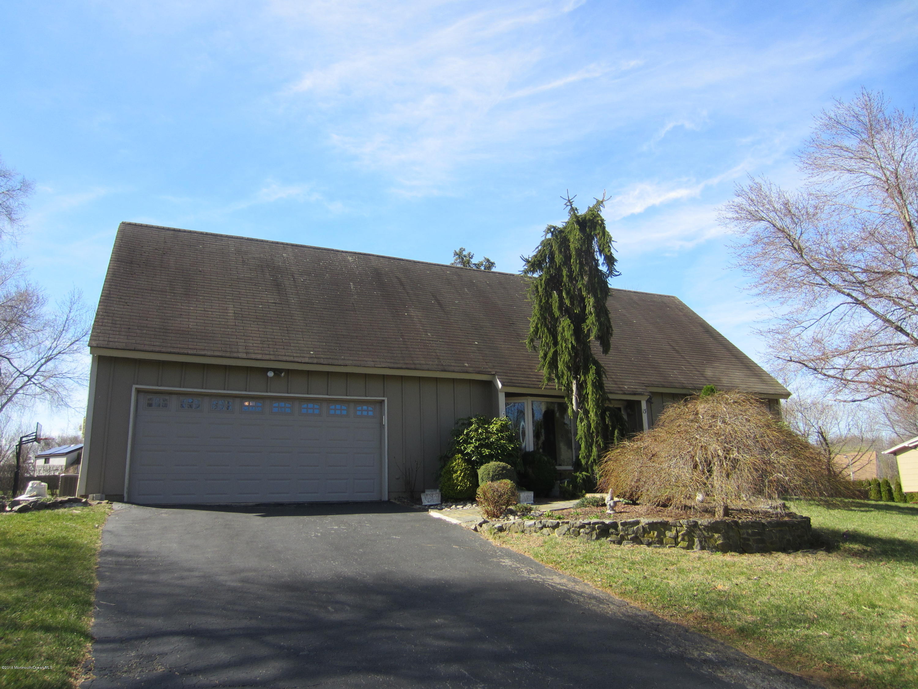 13 Hillside Road Manalapan, NJ 07726 - Photo 1 of 11 013