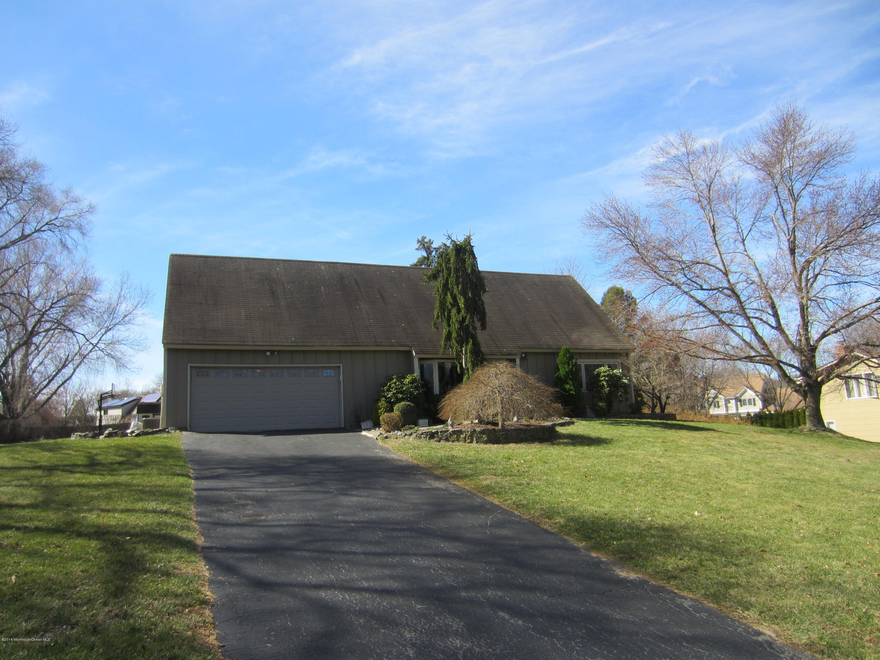 13 Hillside Road Manalapan, NJ 07726 - Photo 7 of 11 010