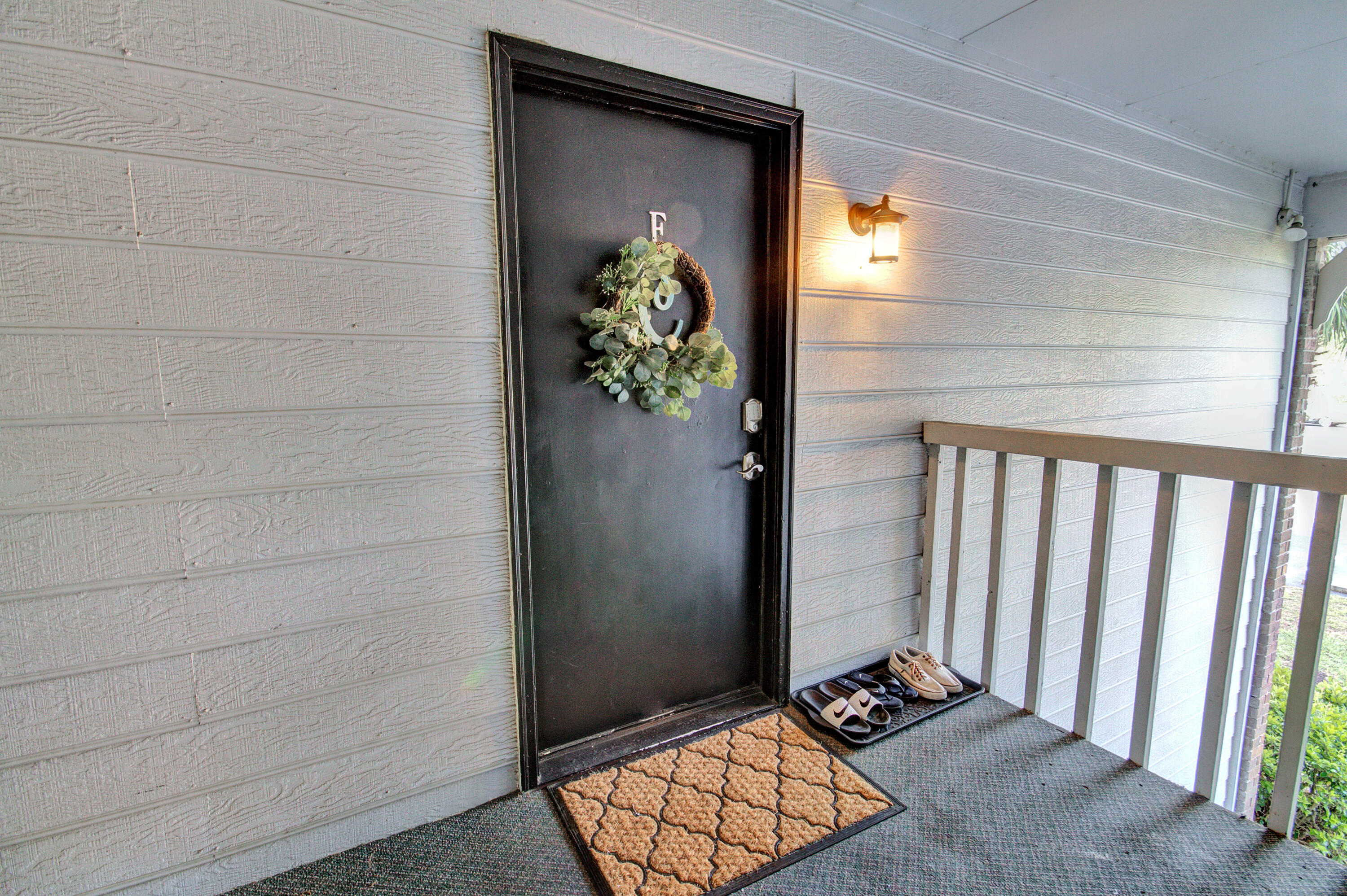 21 Rivers Point Row, Unit 6F Charleston, SC 29412 - Photo 2 of 21 2nd Floor Entrance