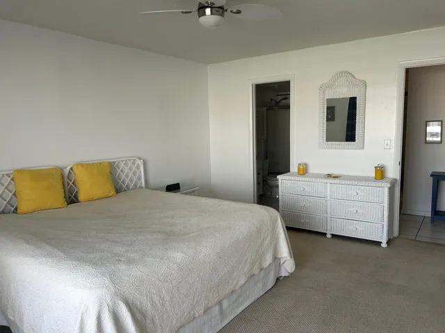 $1,850 | 125 Shore Court, Unit 304B, North Palm Beach, FL 33408