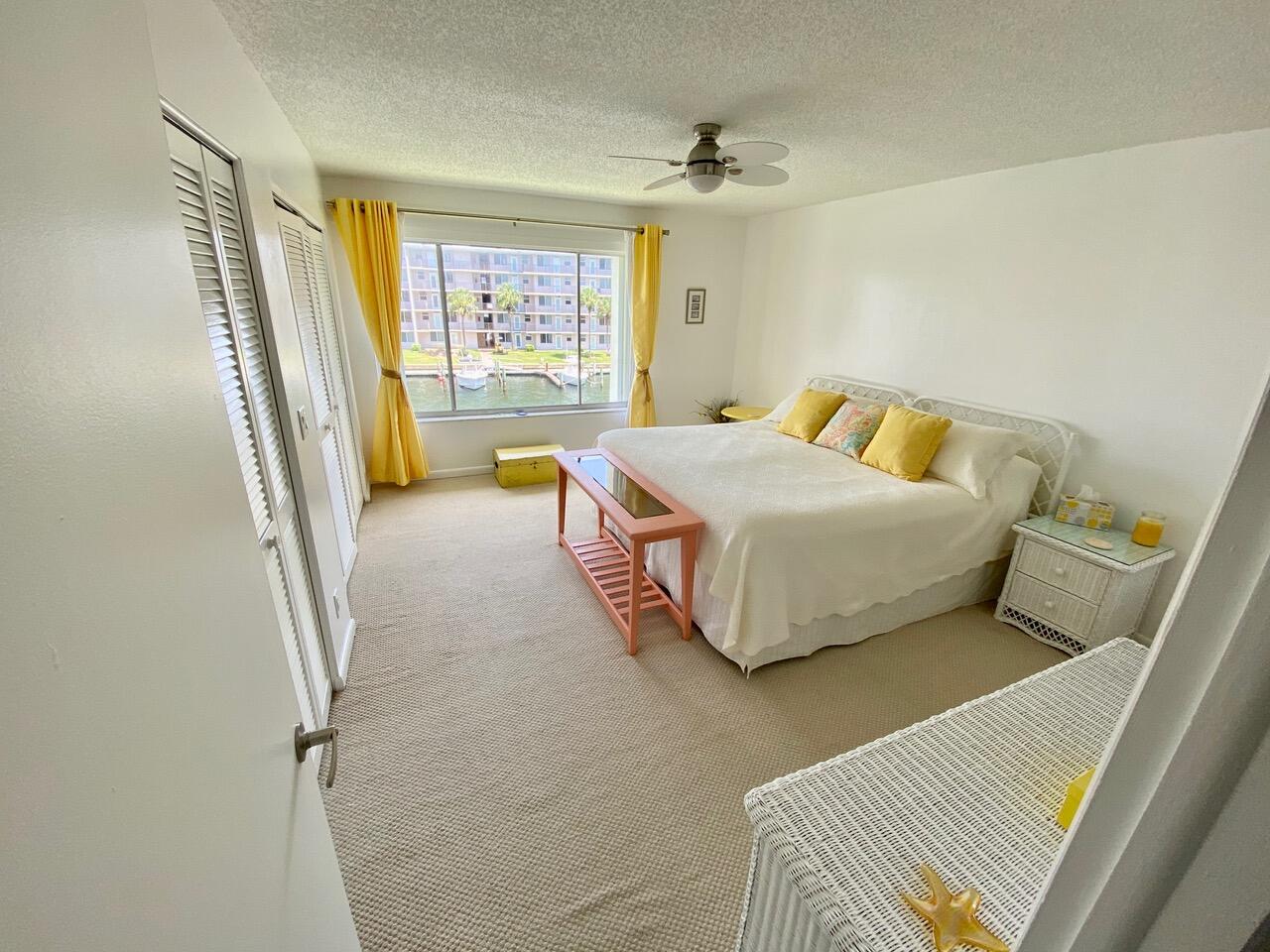 125 Shore Court, Unit 304B North Palm Beach, FL 33408 - Photo 5 of 8 IMG_1020