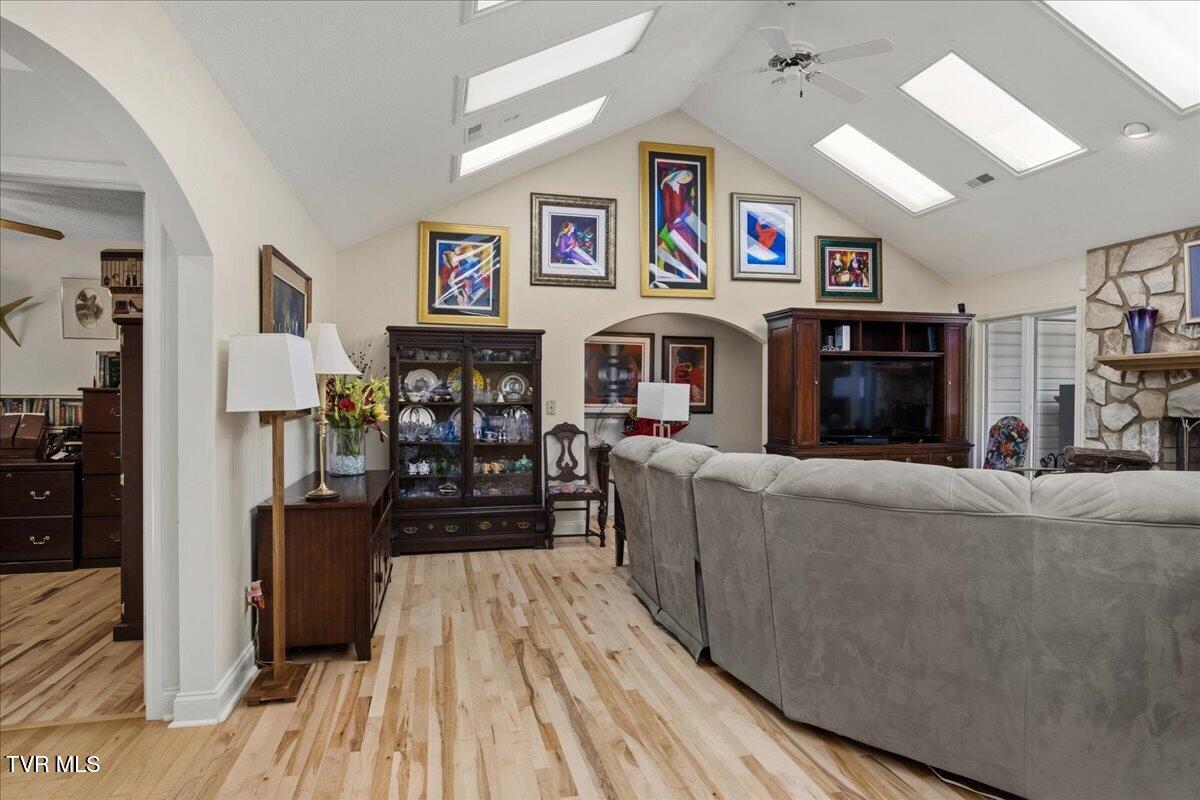 2031 Ridgefield Road Johnson City, TN 37601 - Photo 23 of 162 010-WBP-Ridgefield-Rd-10