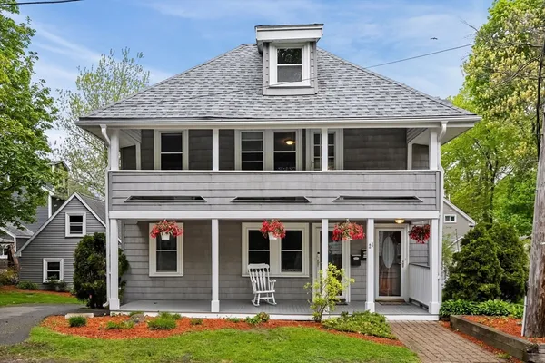 $850,000 | 24 Hillside Avenue, Braintree, MA 02184