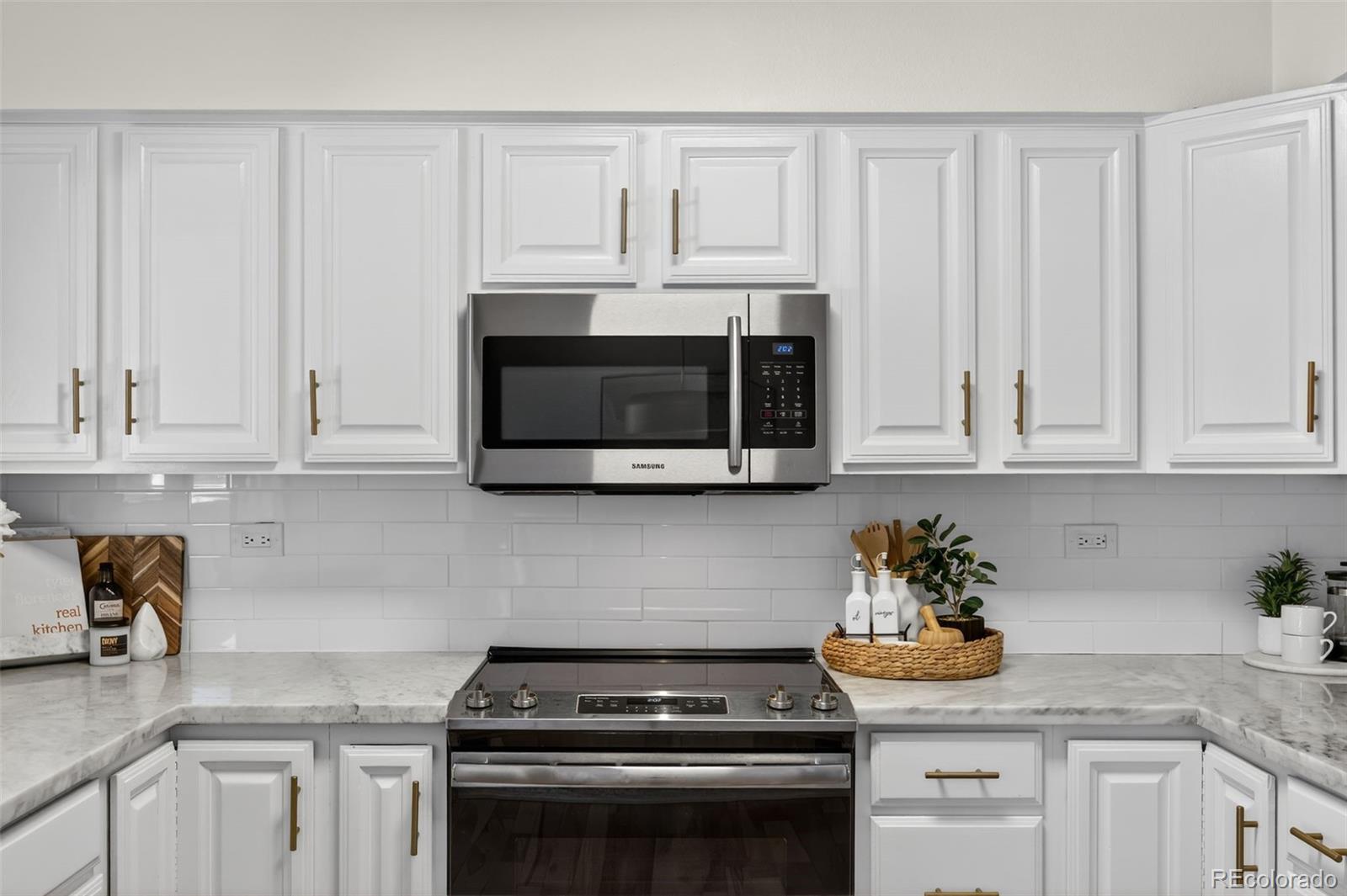 4104 South Laredo Way Aurora, CO 80013 - Photo 11 of 29