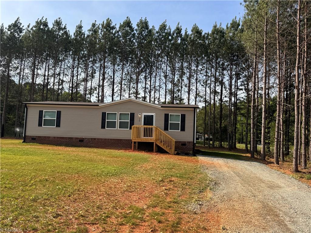 336 Ed Byerly Road Lexington, NC 27295 - Photo 3 of 36