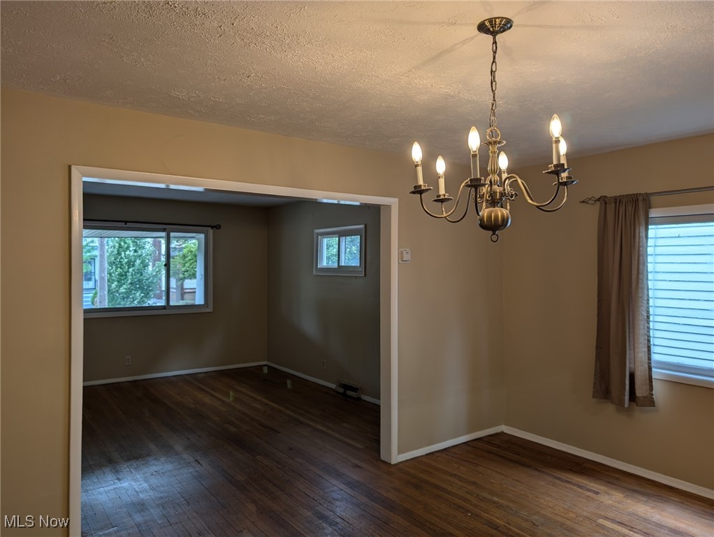 2549 Kendall Road Cleveland, OH 44120 - Photo 6 of 26 1st Floor Dining Room