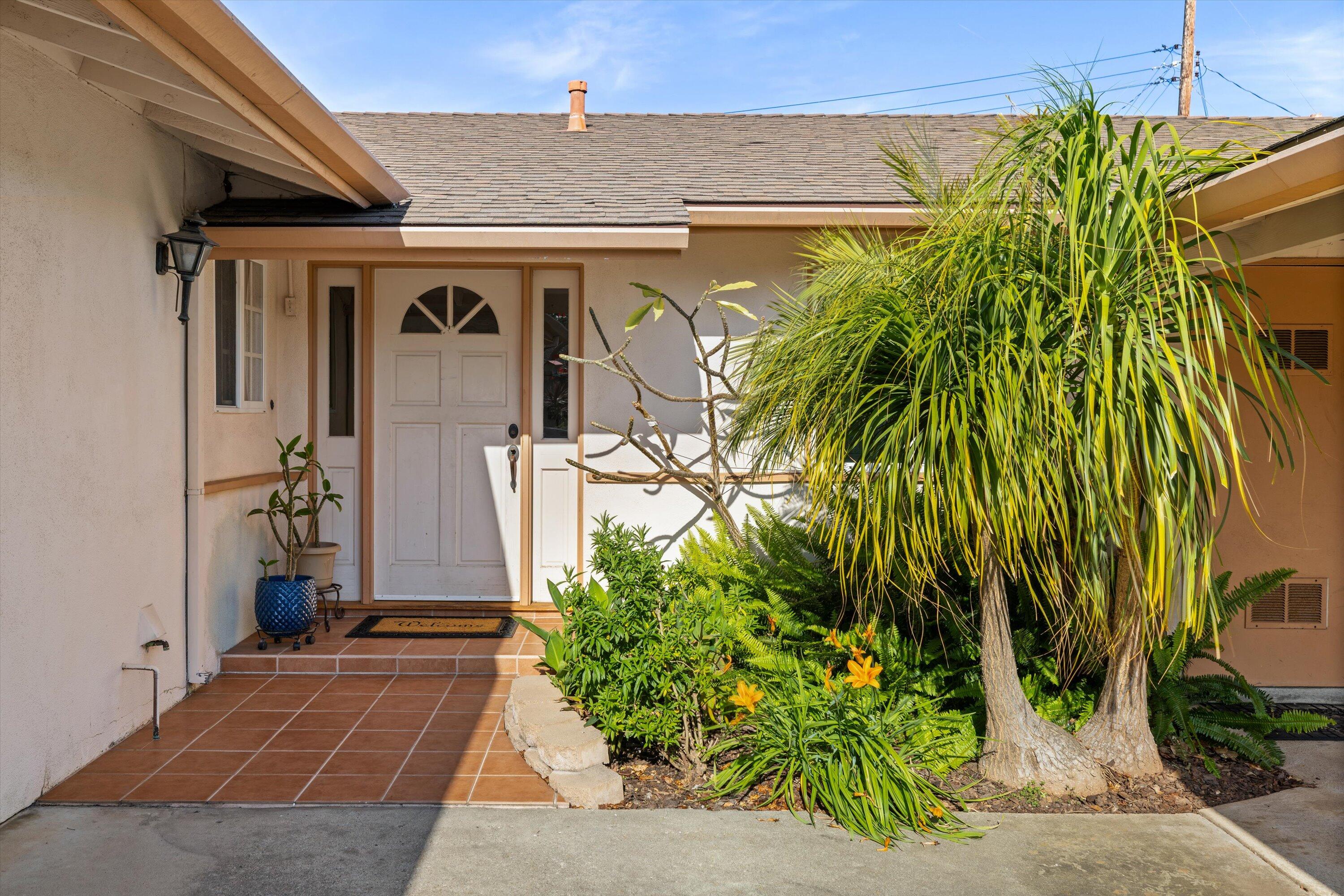 530 Dalton Way Goleta, CA 93117 - Photo 2 of 33 35-7L5A0040