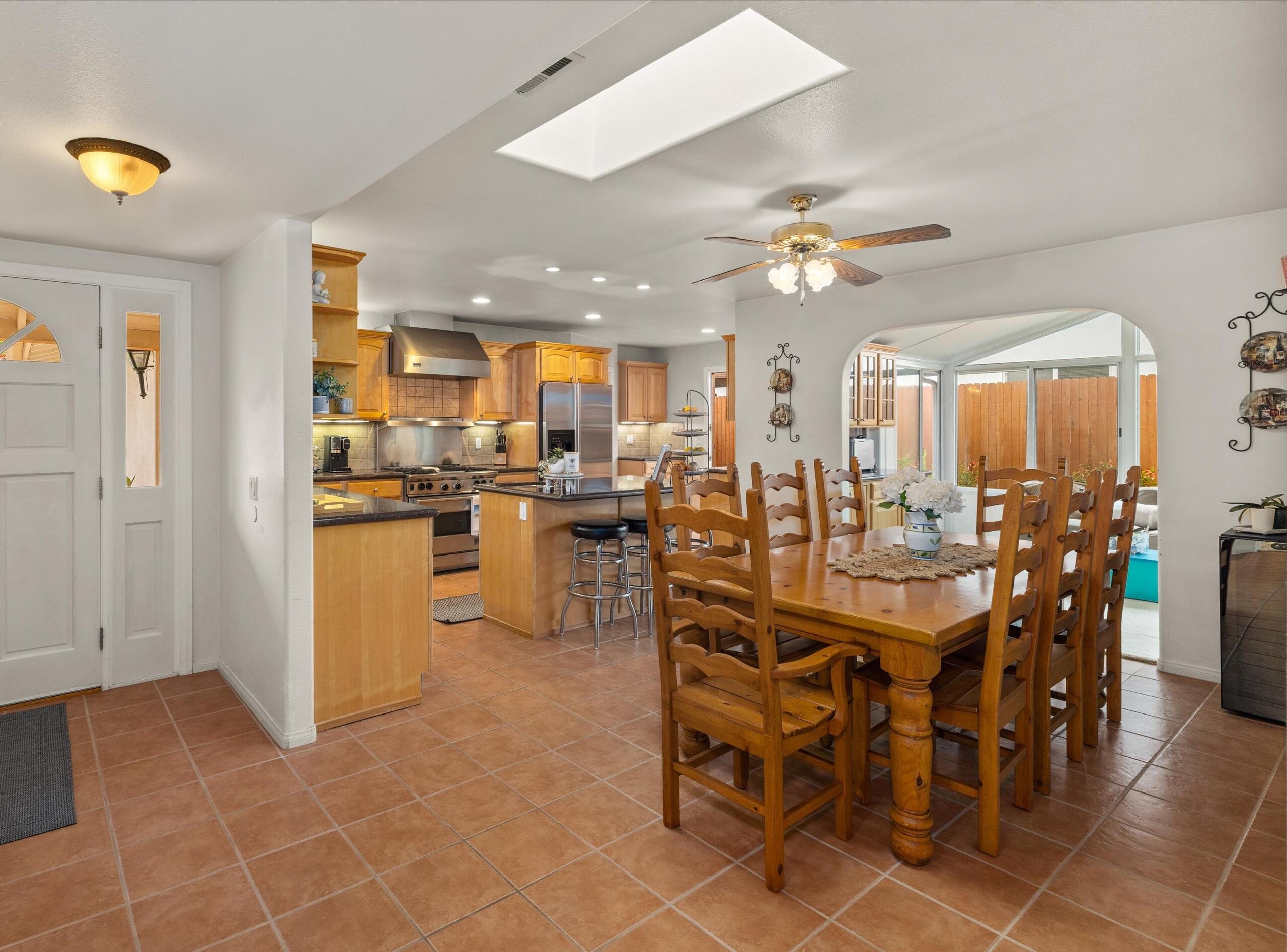 530 Dalton Way Goleta, CA 93117 - Photo 3 of 33 01-Entry,Kitch,Dining-CR